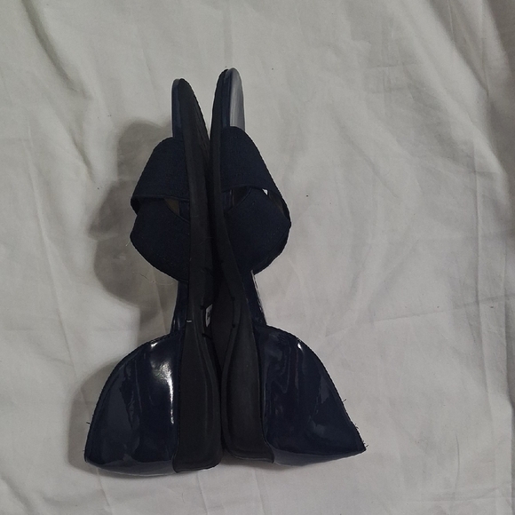 Anne Klein Sport Wome's Navy Open-Toe Heels Size 6.5 - Picture 5 of 8